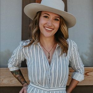 Meet your Posher, Courtney